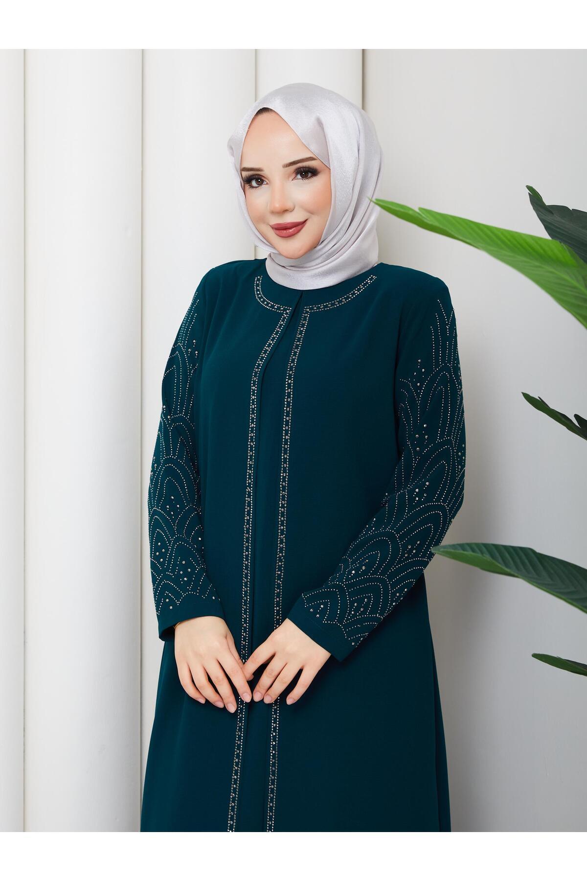 Kolları Taşlı Büyük Beden Anne Elbisesi
