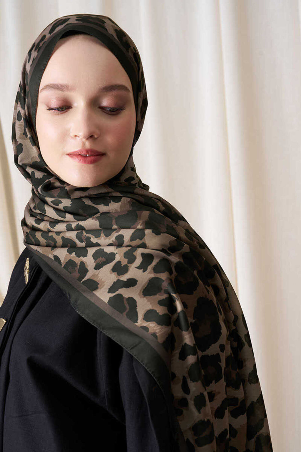 Historical Leopar Desen Şal - Acı Kahve