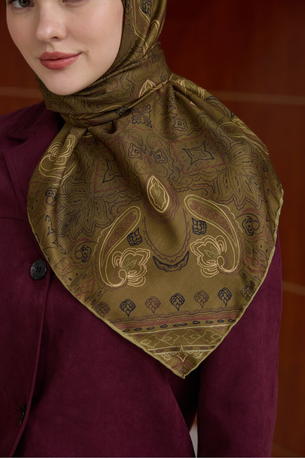 Winter Bloom Soft Eşarp Kına Yeşili
