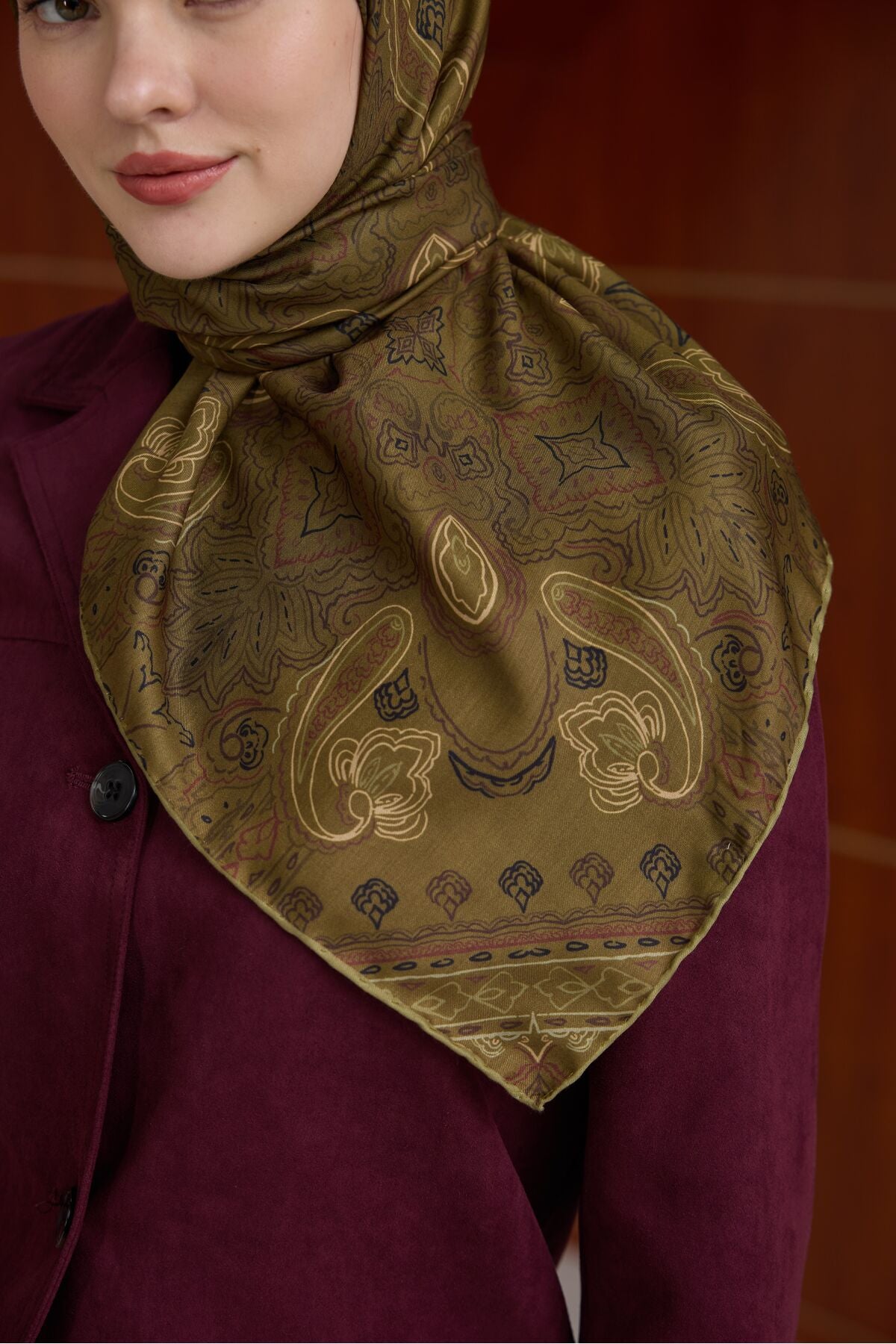 Winter Bloom Soft Eşarp Kına Yeşili