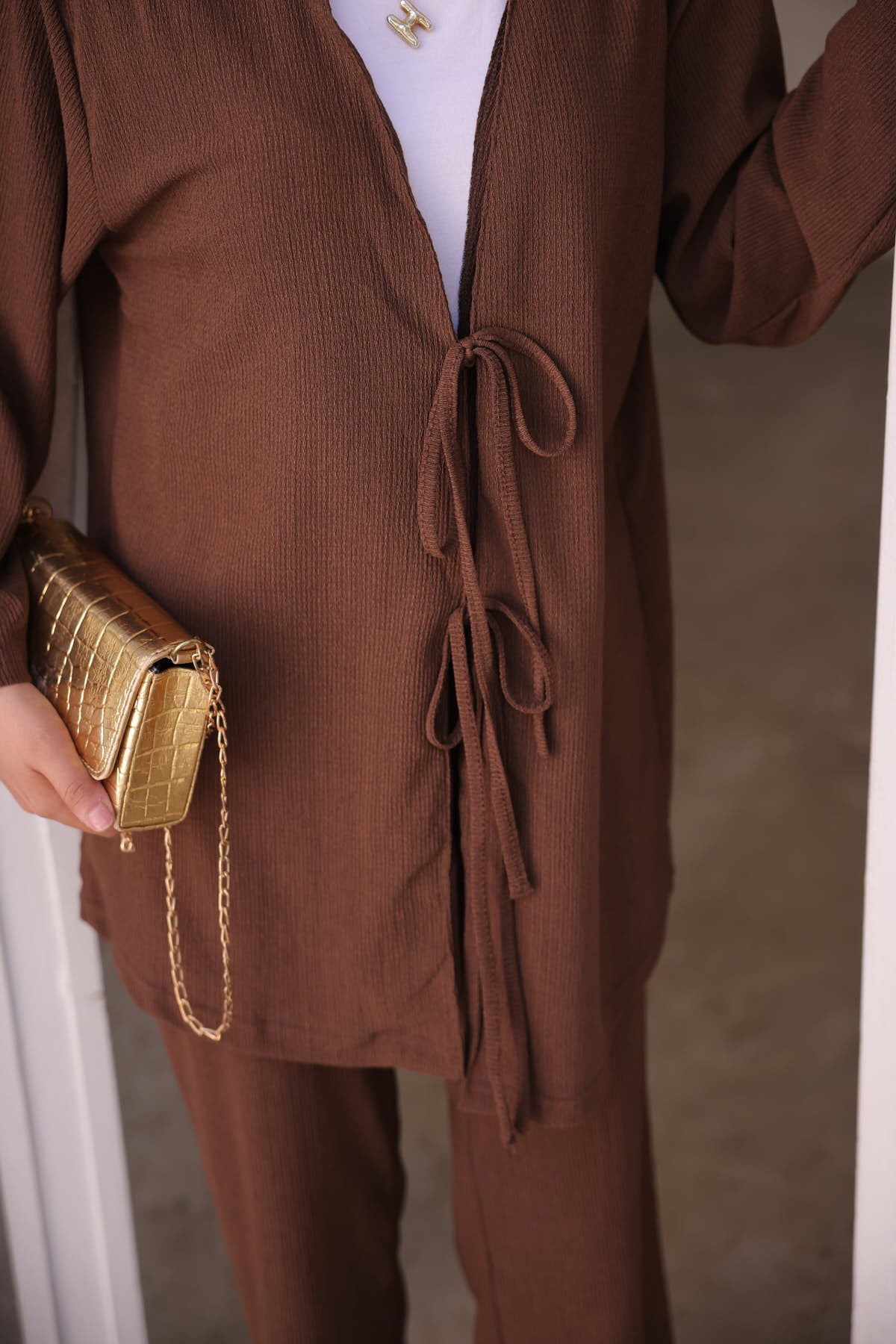 Kahverengi Ön Bağlamalı Bürümcük Kimono Pantolonlu Takım