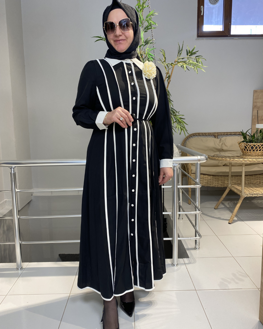 İtalyan Çizgili Beyaz Elbise