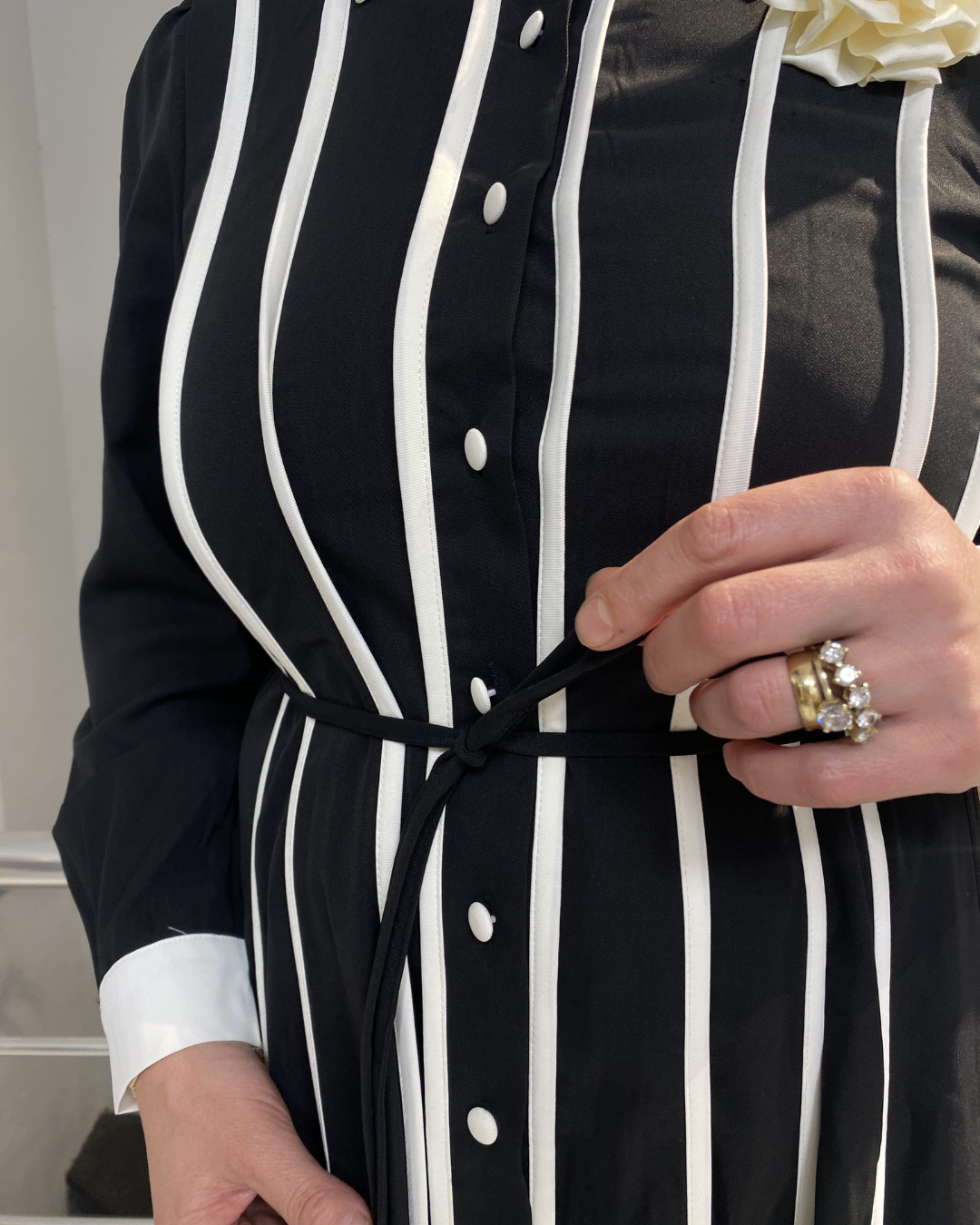 İtalyan Çizgili Beyaz Elbise