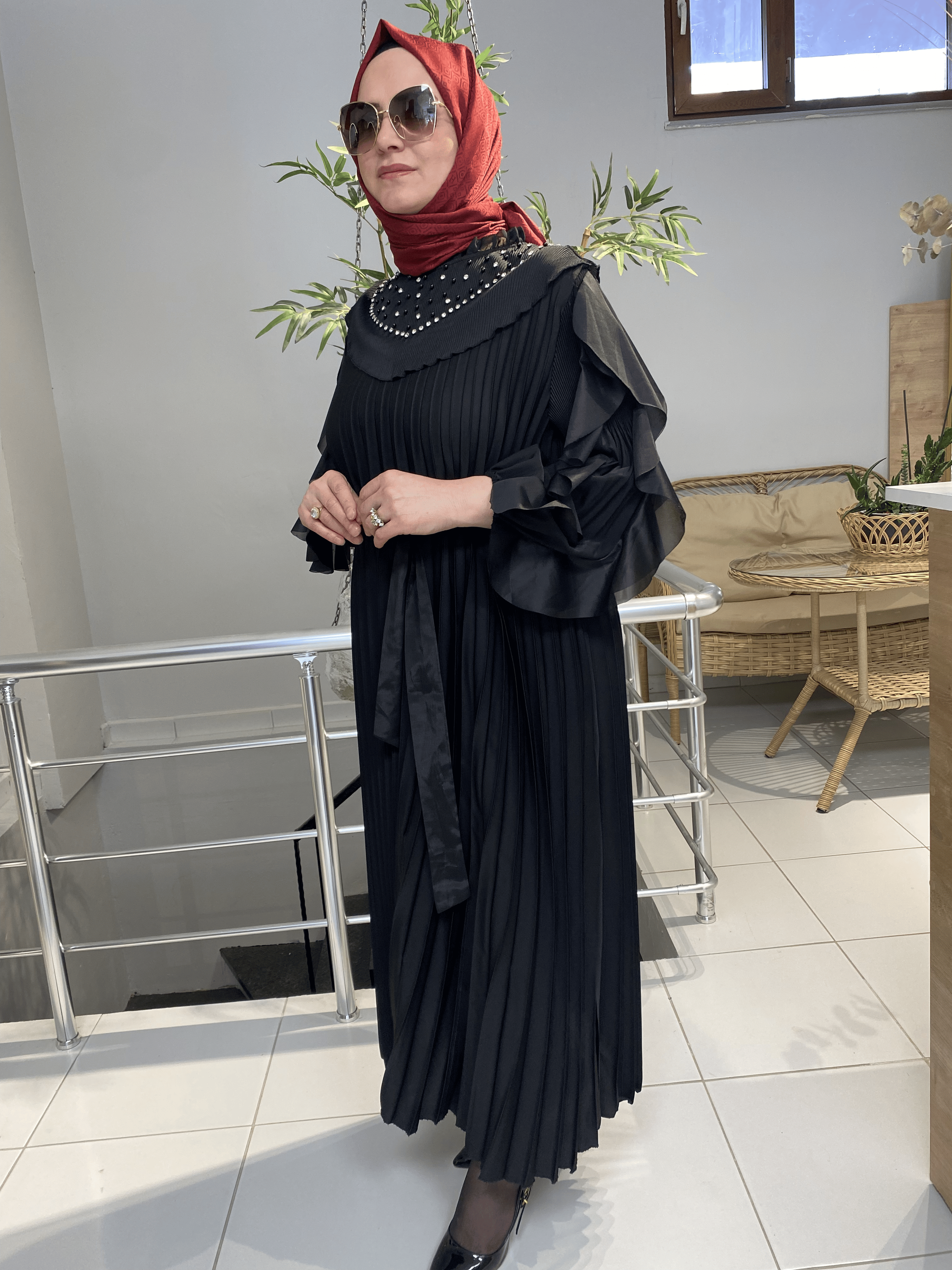 İtal Piliseli Siyah Elbise